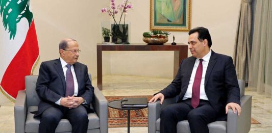 La rencontre entre le président de la République, le général Michel Aoun, et le Premier Ministre désigné Hassan Diab, précédant l'annonce de la proclamation du gouvernement Diab. Crédit Photo: Dalati & Nohra