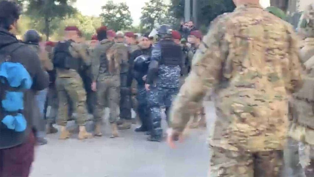 Ogero suspend sa grève, celle des fonctionnaires continue et se durcie