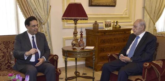Liban/Explosion: Vers une course de vitesse pour la dissolution entre le gouvernement et le parlement