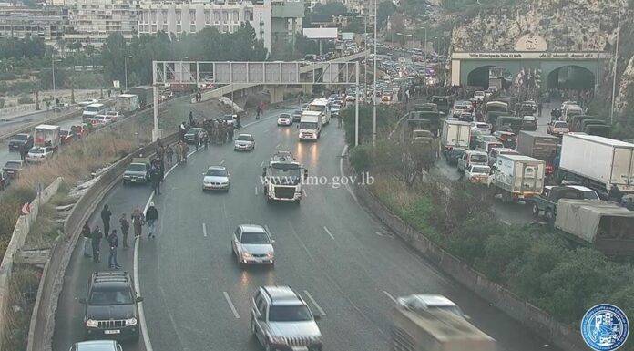 Liban/Jour 79: retour au blocage partiel des routes libanaises