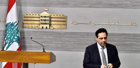 Hassan Diab appelle un couvre-feu volontaire et demande à l'armée de se déployer