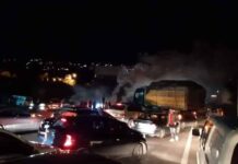 Liban/Manifestations: des routes bloquées à Jiyeh et à Bohsas
