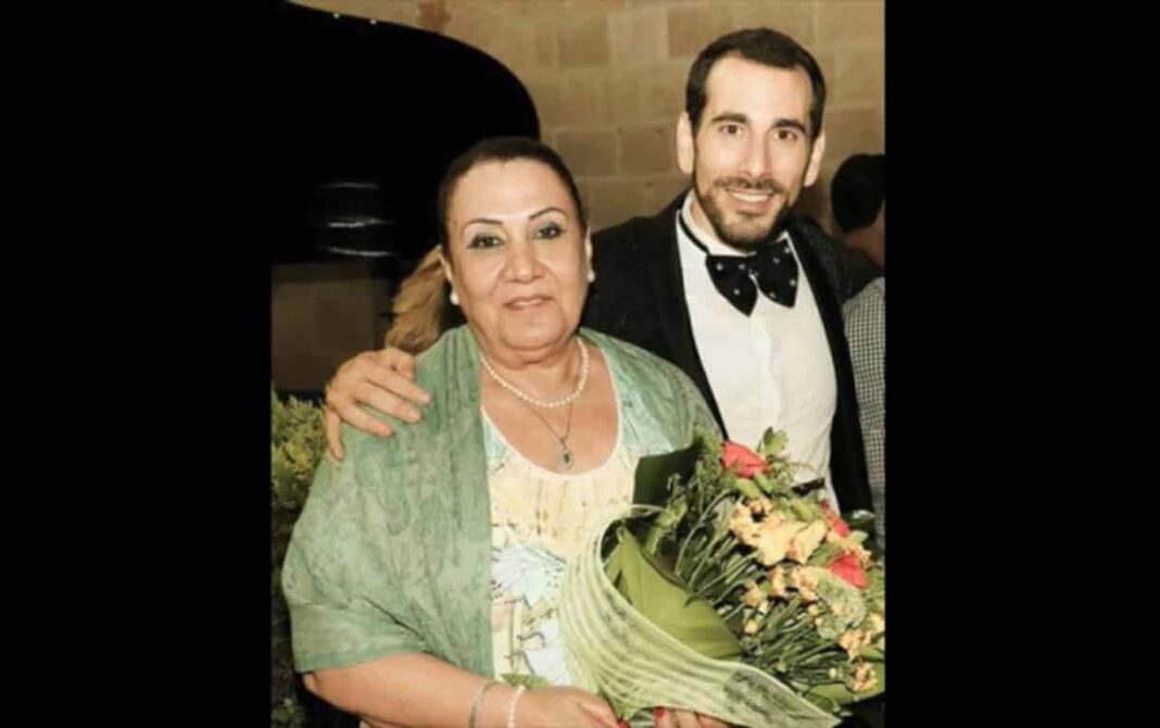 Le Baryton Fady Jeanbart avec sa maman