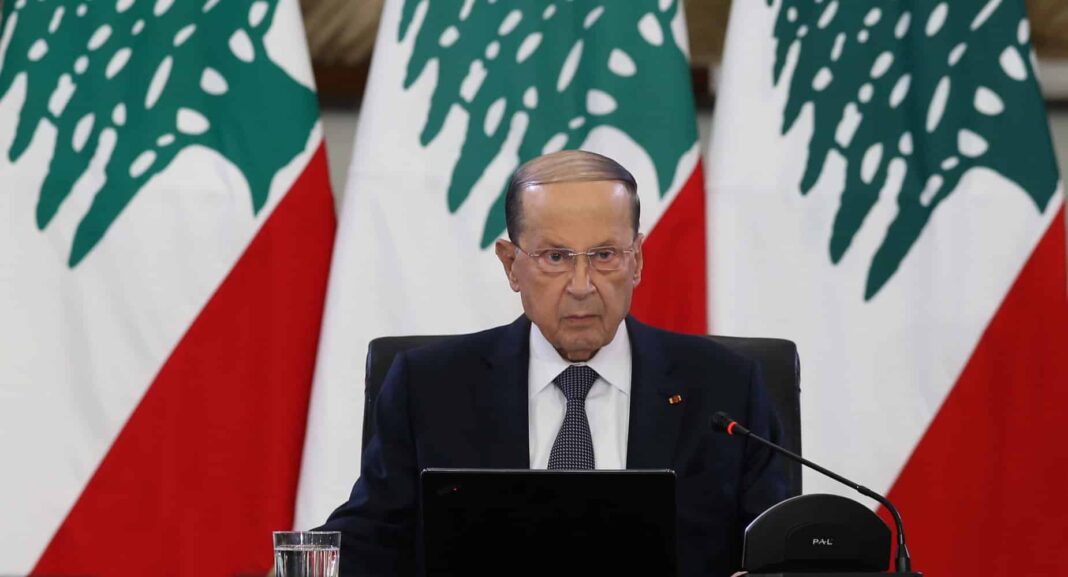 Le Président suspend le décret concernant l'élargissement de la zone maritime exclusive