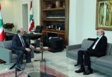 Walid Joumblatt depuis Baabda: L’ancienne économie libanaise est terminée; hors de question de changer de gouvernement pour le moment