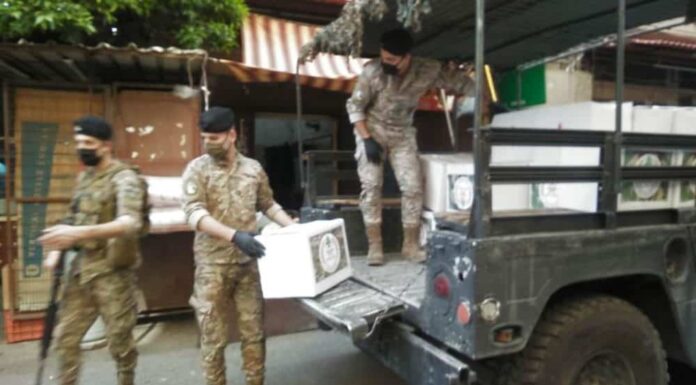 L'armée libanaise poursuit sa campagne de distribution d'une aide alimentaire