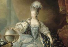 Marie-Antoinette II: Le retour de la grand’ blonde*