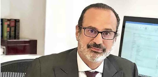 Dénonçant un manque de volonté de réformer, le conseiller du ministre des Finances dans les négociations avec le FMI a démissionné