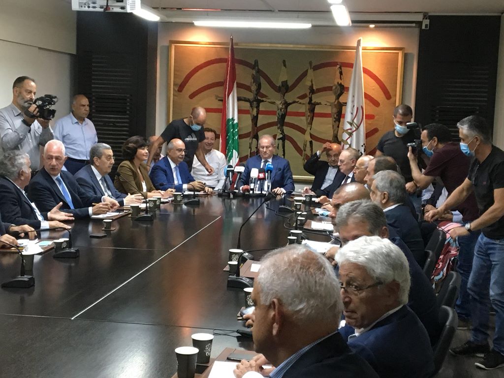 Cri d'alarme des commerçants face à la crise économique qui ravage le Liban, la moitié des commerces menacés de faillite
