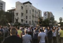 Liban: Les manifestations de samedi sous le signe de la division sur la question des armes du Hezbollah Liban: Les manifestations de samedi sous le signe de la division sur la question des armes du Hezbollah