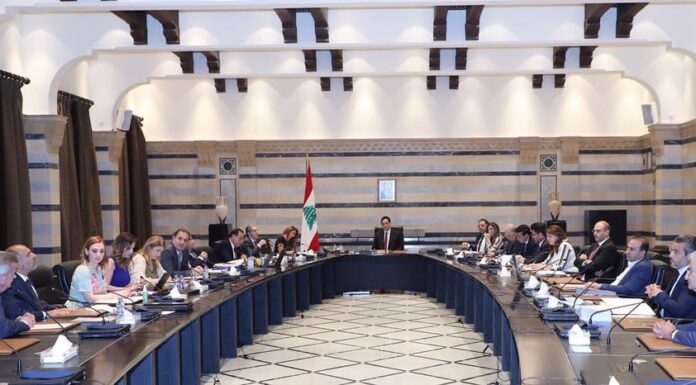 Hassan Diab: certains partis locaux et étranger veulent impliquer le Liban dans des conflits régionaux.