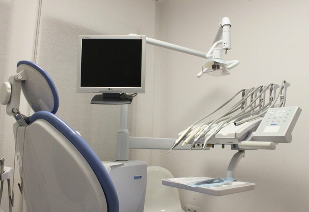 Crise économique/Grève: les importateurs d'équipements de soins dentaires cesseront leurs activités ce vendredi