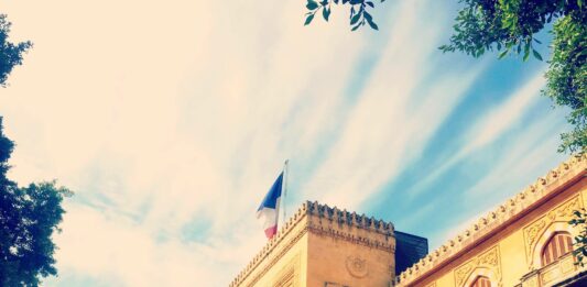 All the French, united and united, are by your side again and again (Anne Grillo)
