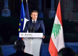 Emmanuel Macron depuis la Résidence des Pins, le 6 août 2020. Crédit Photo: Dalati & Nohra