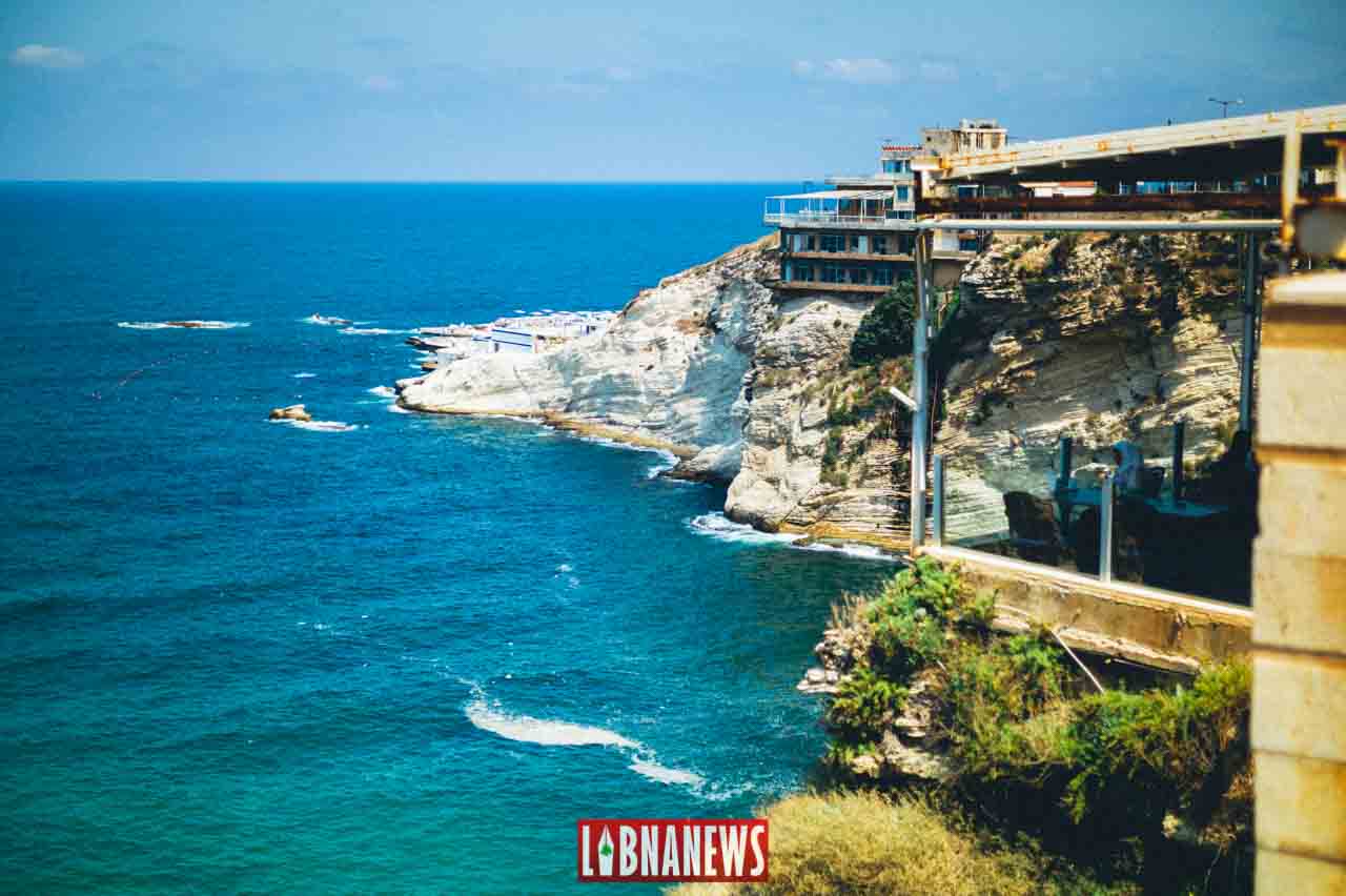 Liban/Coronavirus: Le restaurant du Président du Syndicat des restaurateurs fermé par les FSI La corniche de Raouché, à Beyrouth, Liban. Crédit Photo: Francois el Bacha pour Libnanews.com. Tous droits réservés.