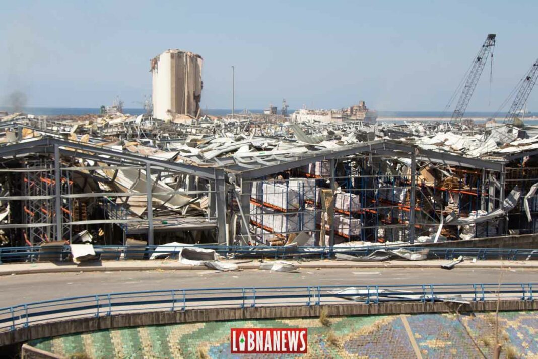 Explosion du Port de Beyrouth: Du kérosène, du gazoil, 25 tonnes de feux d'artifices et des détonateurs présents dans le hangar 12