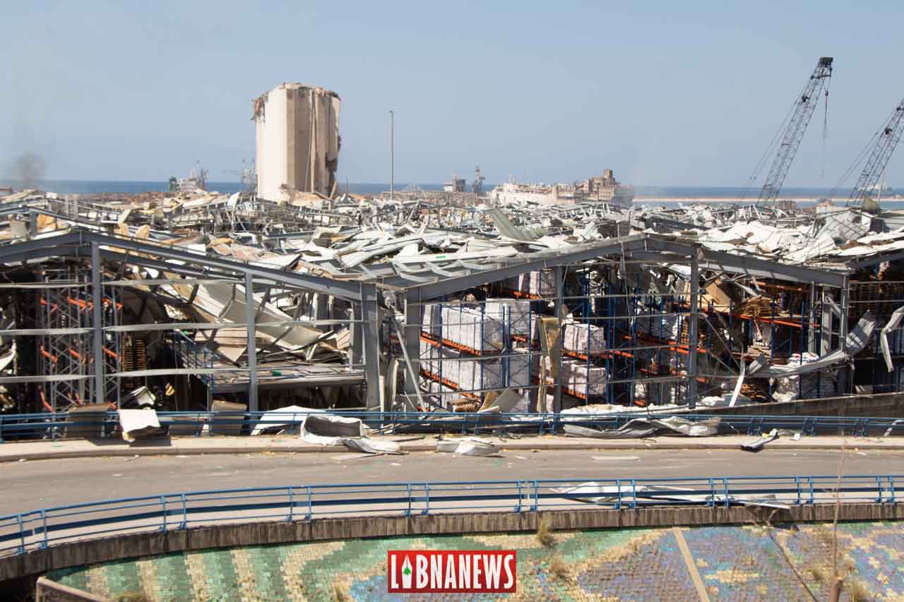 Explosion du Port de Beyrouth: Du kérosène, du gazoil, 25 tonnes de feux d'artifices et des détonateurs présents dans le hangar 12