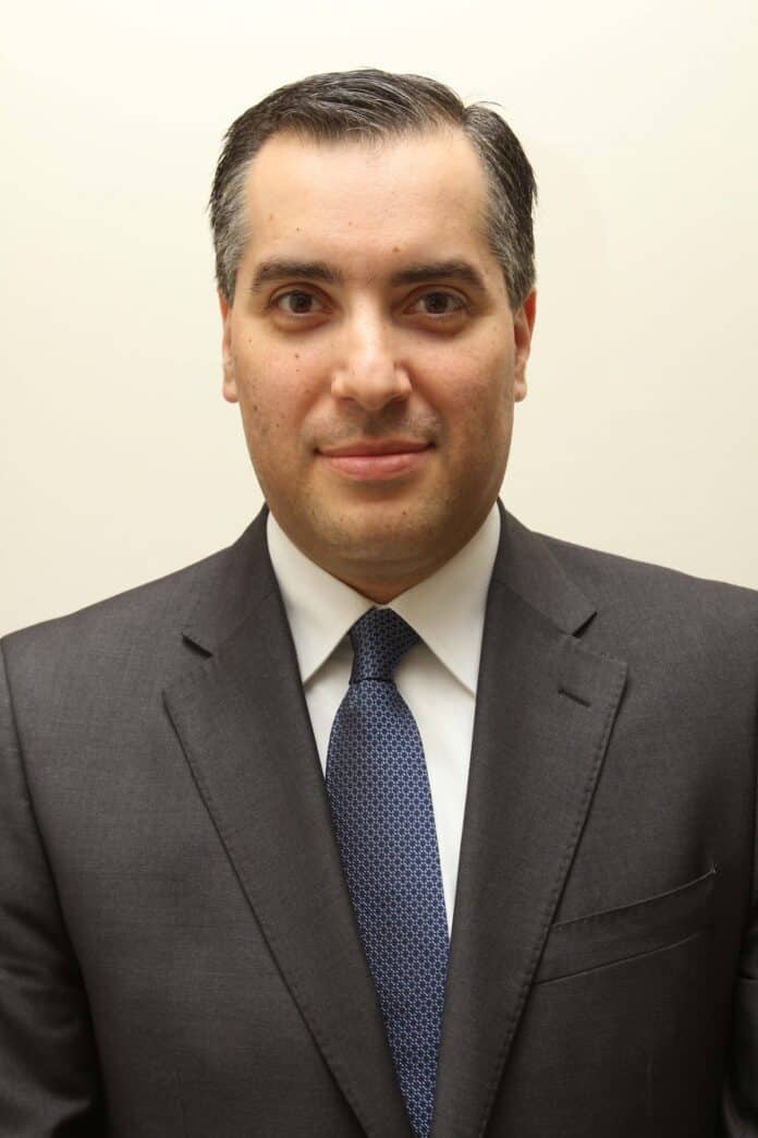 Web -mustapha-adib Mustapha Adib, candidat des anciens premier ministres