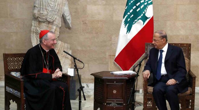 Le cardinal Pietro Parolin avec le Président de la République, le Général Michel Aoun. Crédit Photo: Dalati & Nohra