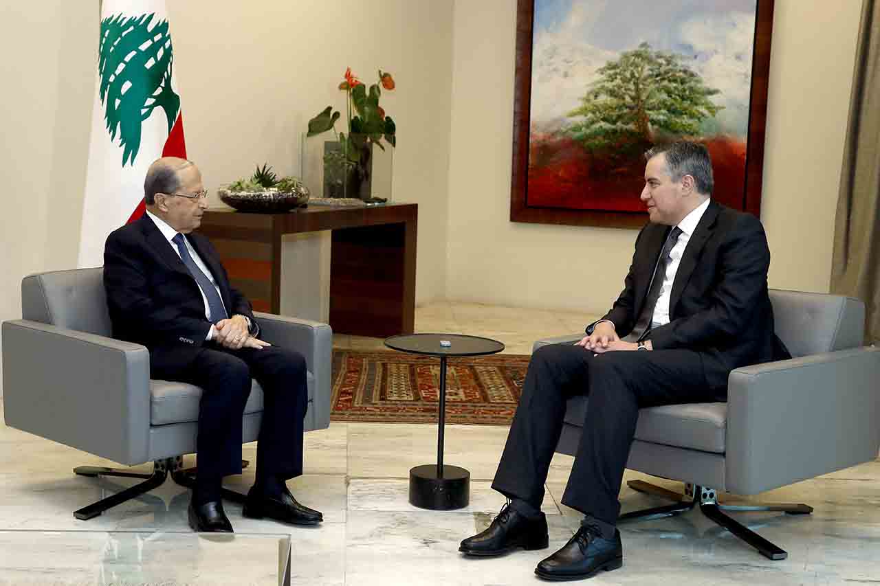 Le Président de la République, le Général Michel Aoun en compagnie du premier ministre désigné Mustapha Adib. Crédit Photo: Dalati & Nohra