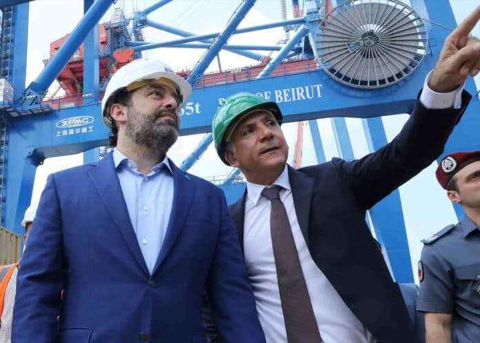L'ancien premier ministre Saad Hariri en compagnie de l'ancien directeur du port de Beyrouth Hassan Koraytem, le 6 septembre 2020. Crédit photo: Dalati & Nohra