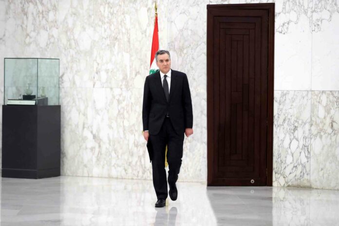 Le retour de Mustapha Adib évoqué en cas du retrait de la candidature de Saad Hariri