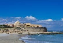 Photo by Ahmed Almakhzanji on Unsplash