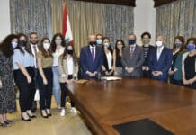 Un gouvernement d’ici 4 à 5 jours (Nabih Berri) Un gouvernement d'ici 4 à 5 jours (Nabih Berri)