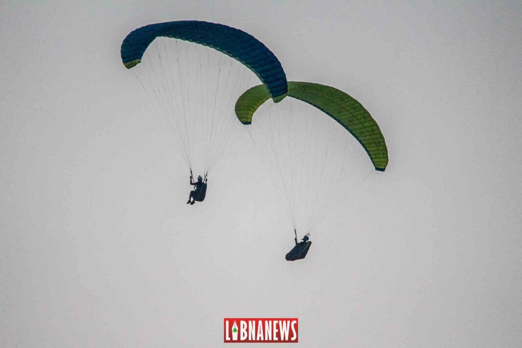L'armée libanaise arrête un parapentiste turc