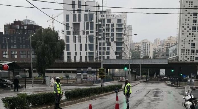 Le confinement strict a commencé au Liban