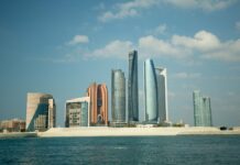 Abou Dhabi, vers une colonisation économique de l’Afrique Le raid punitif des Houthistes contre Abou Dhabi, un tournant dans la guerre du Yémen