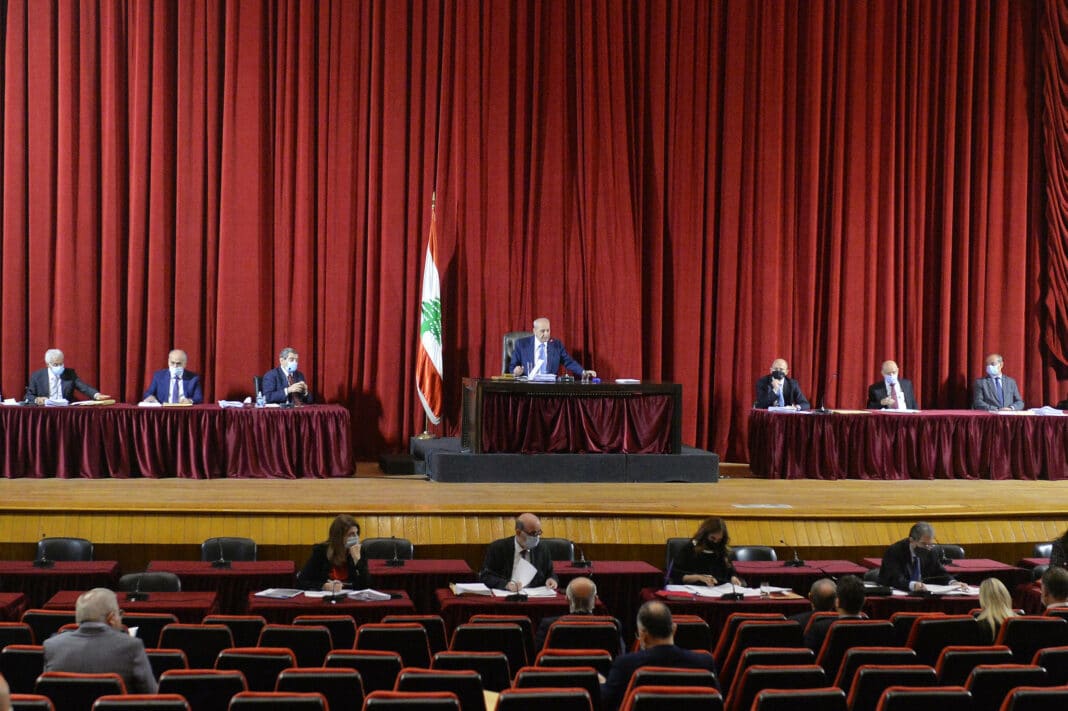 Liban: Le parlement suspend le secret bancaire pour une année