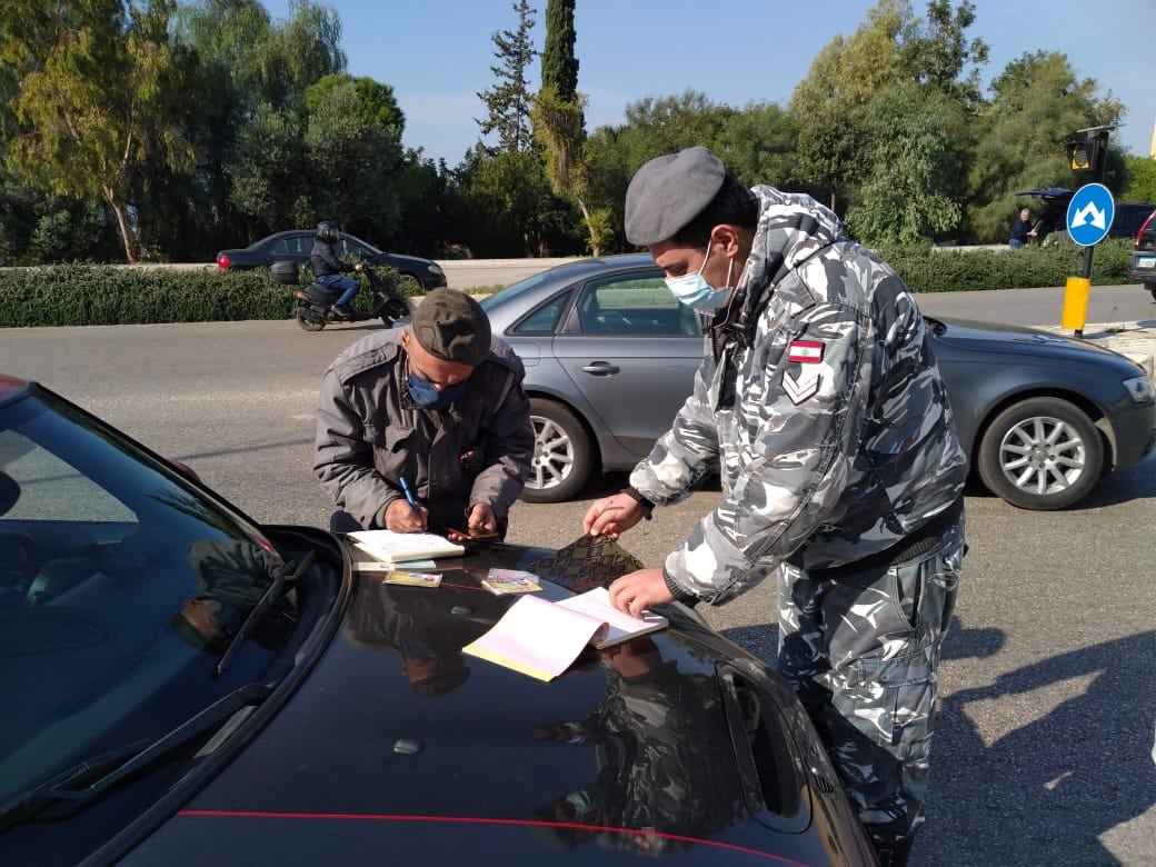 Le nombre de nouveaux cas dépasse le seuil des 5000 personnes contaminées quotidiennement