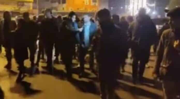 Coronavirus: Manifestation en violation du couvre-feu à Tripoli