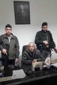 Des miliciens de Assaad Hardane investissent une permanence du PSNS à Batroun Des miliciens de Assaad Hardane investissent une permanence du PSNS à Batroun