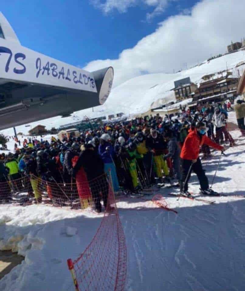 Liban/Coronavirus: le ministère du tourisme rappelle les stations de ski à l'ordre