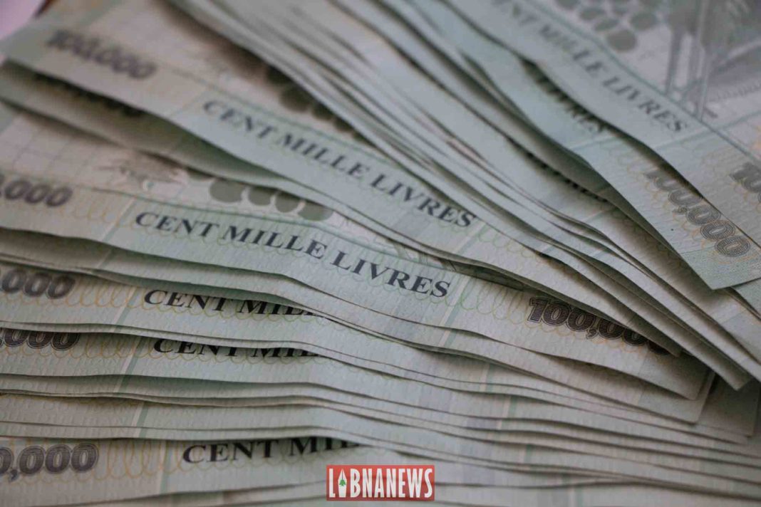 "C'est comme les prix américains" : Le coût de la vie au Liban s'envole alors que le dollar remplace la livre