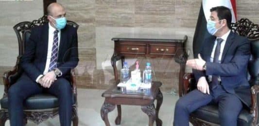 Le ministre libanais de la Santé, Hamad Hassan en compagnie de son homologue syrien Hassan Al-Ghabbache. Crédit Photo: NNA