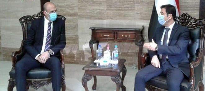 Le ministre libanais de la Santé, Hamad Hassan en compagnie de son homologue syrien Hassan Al-Ghabbache. Crédit Photo: NNA