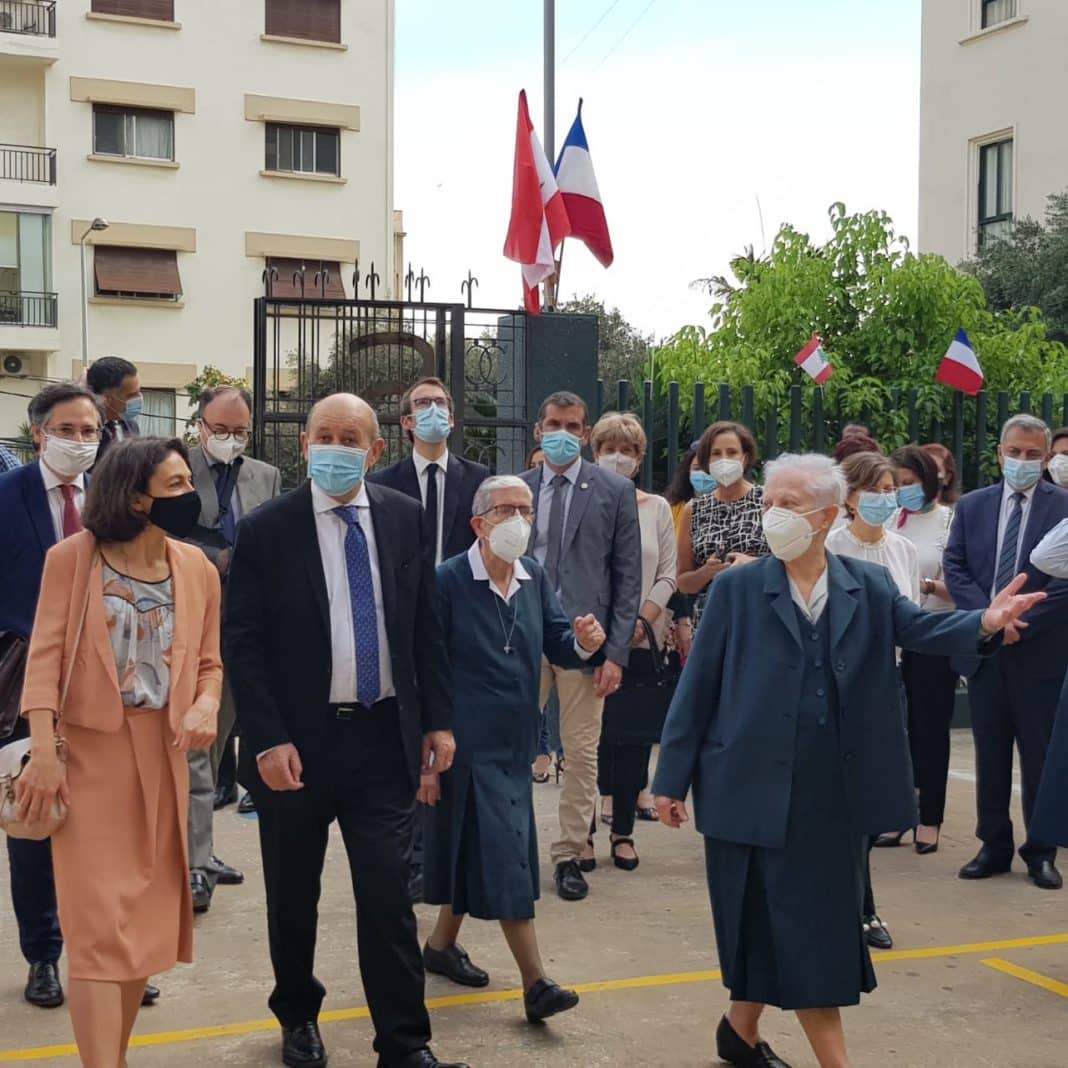 Un suicide collectif au Liban en raison d'acteurs politiques pas à la hauteur de leurs responsabilités, déplore Jean-Yves le Drian