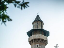 Comprendre les Diverses Sectes de l’Islam au Liban La place principale de Deir el Qamar