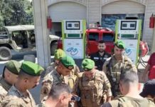D’importantes quantités d’essence et de fioul saisies par l’armée libanaise et les forces de sécurité intérieure D'importantes quantités d'essence et de fioul saisies par l'armée libanaise et les forces de sécurité intérieure