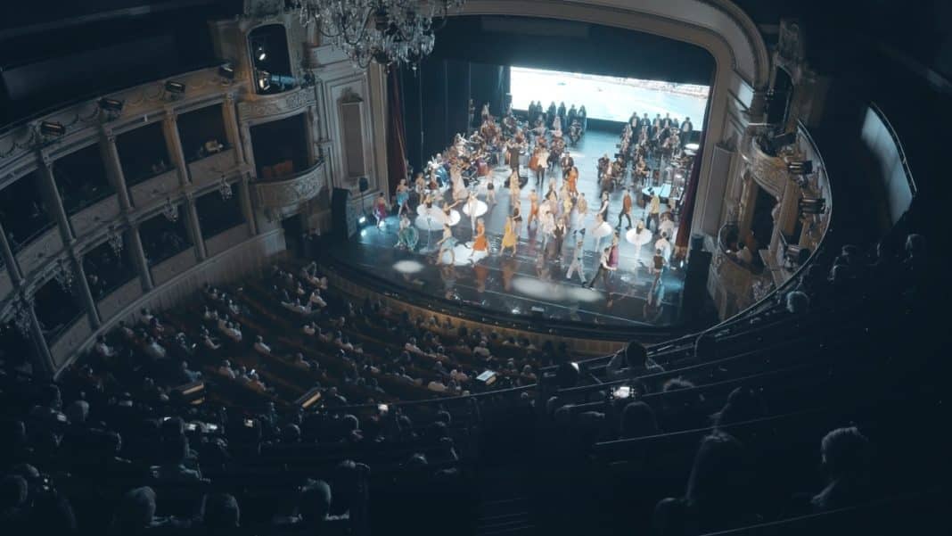 De Beyrouth à la Roumanie : Toni Makhoul projette la créativité libanaise en Europe dans un cadre culturel international et une scène musicale qui donne de l'espoir en temps de crise.