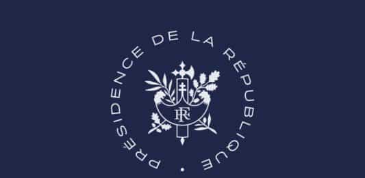 Les dirigeants libanais semblent faire le pari du pourrissement (Emmanuel Macron)