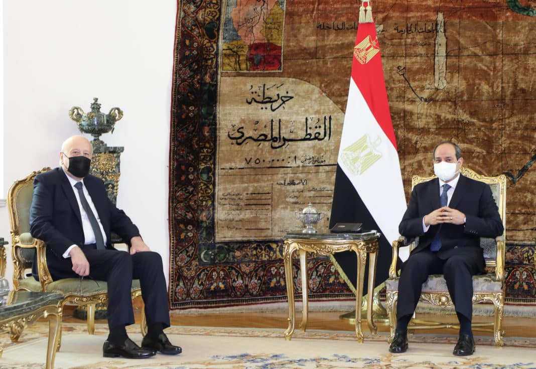 نجيب ميقاتي في مصر لمناقشة العديد من القضايا الحاسمة للبنان