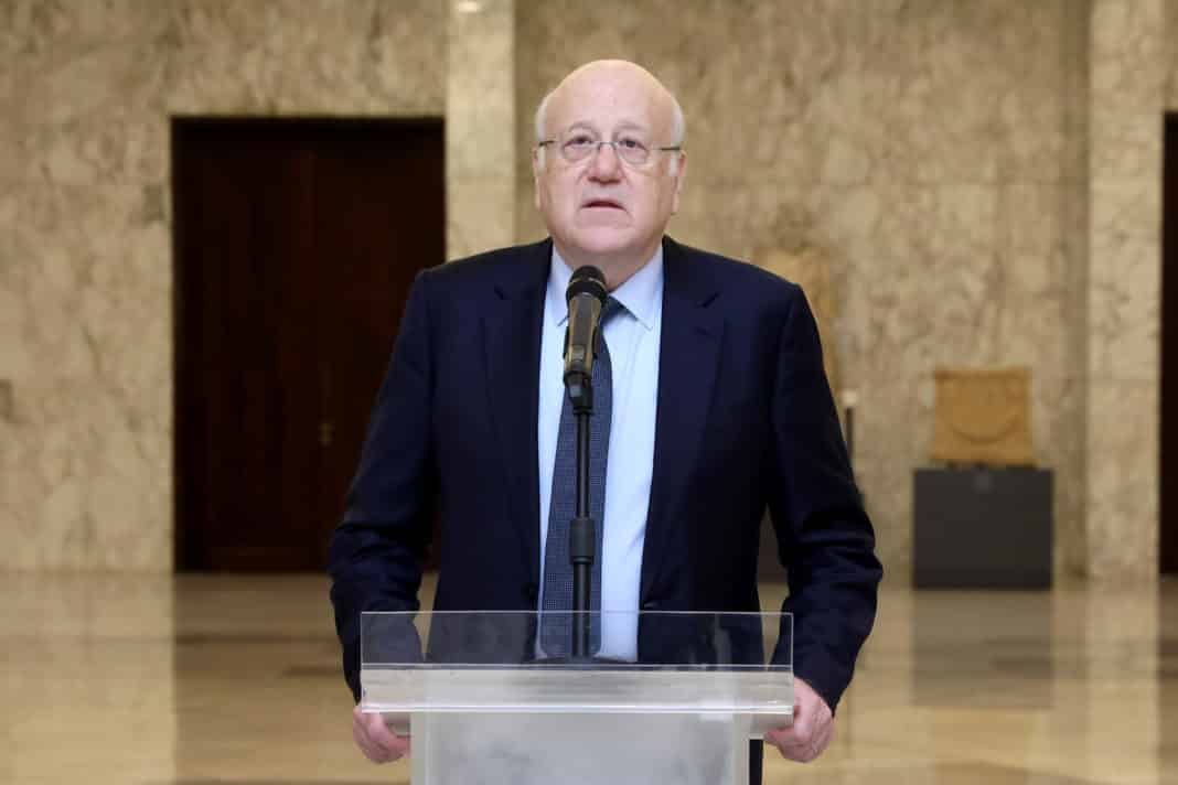 President Michel Aoun meets Pr Minister Najib Mikati