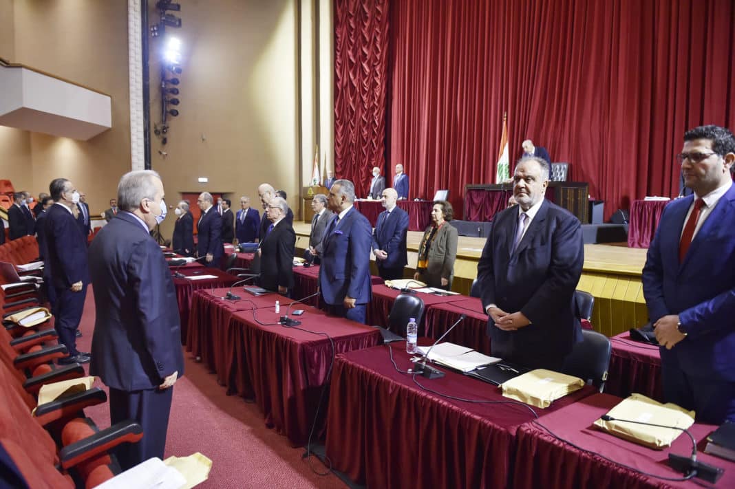 La loi sur la concurrence adoptée, les agences exclusives en ligne de mire