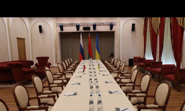 La Crimée et la neutralité de l'Ukraine exigées par la Russie