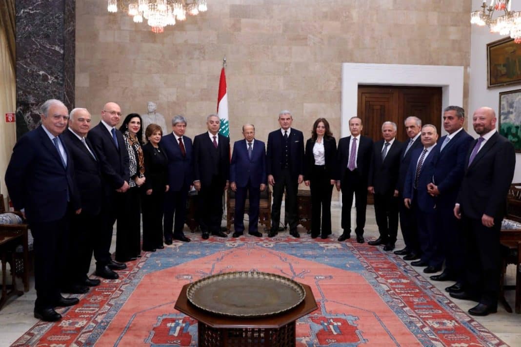 "Je ne quitterais pas mes fonctions sans avoir dénoncé tous les corrompus" (Michel Aoun)