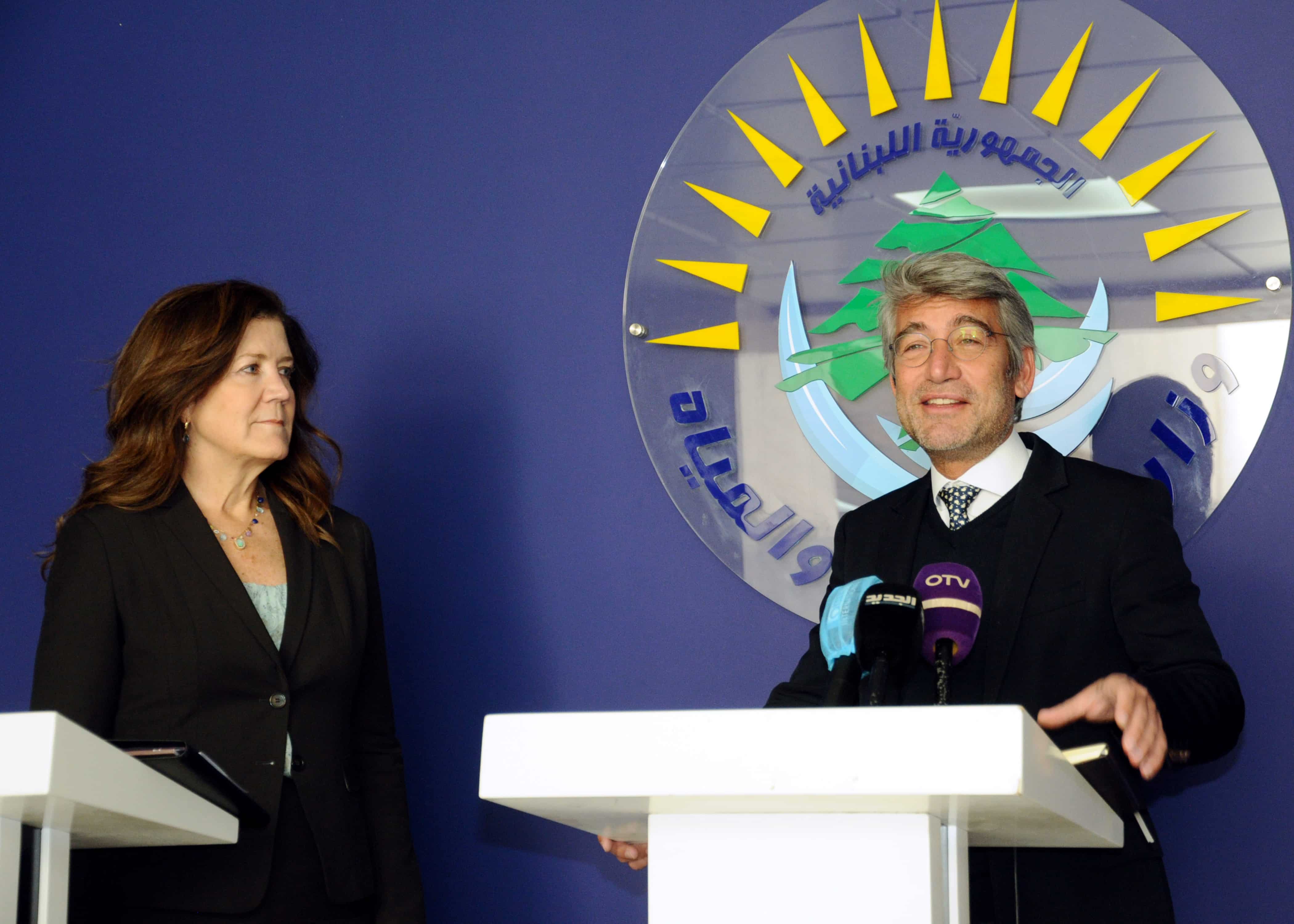 Liban: 11 centrales électriques solaires prochainement construites Minister Walid Fayad meets US AMBASSADOR